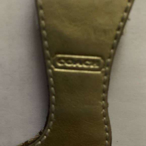 Keychain - Picture 2 of 5